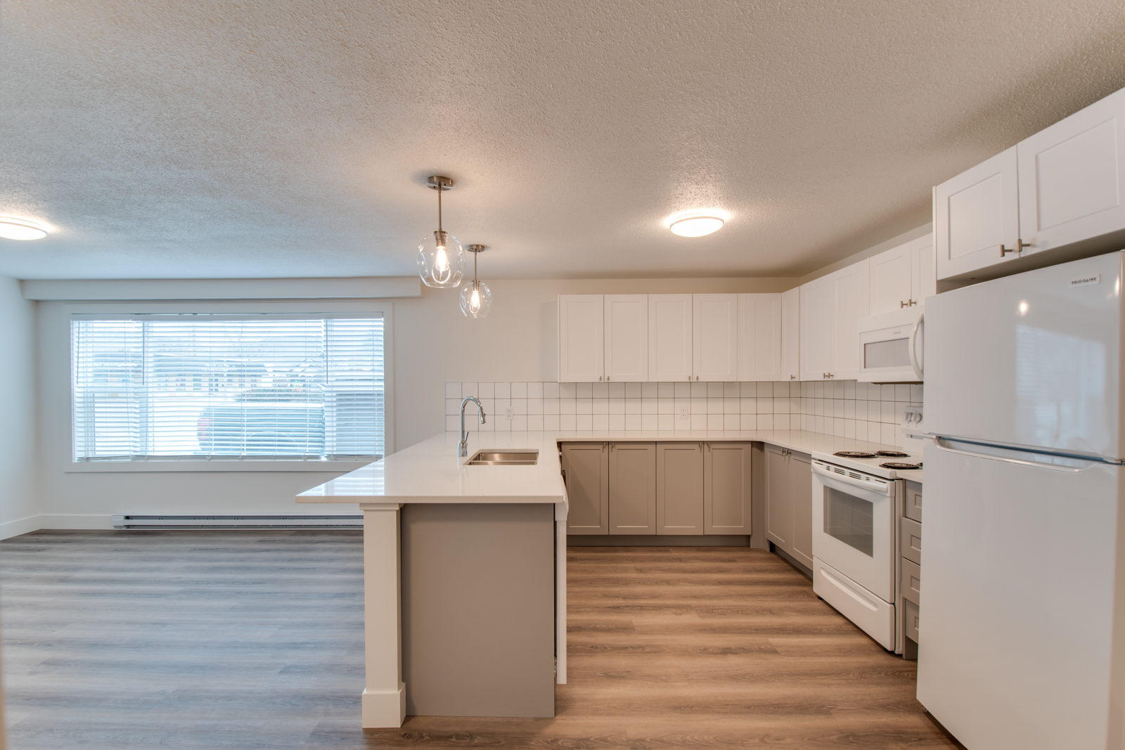 3904 32 St